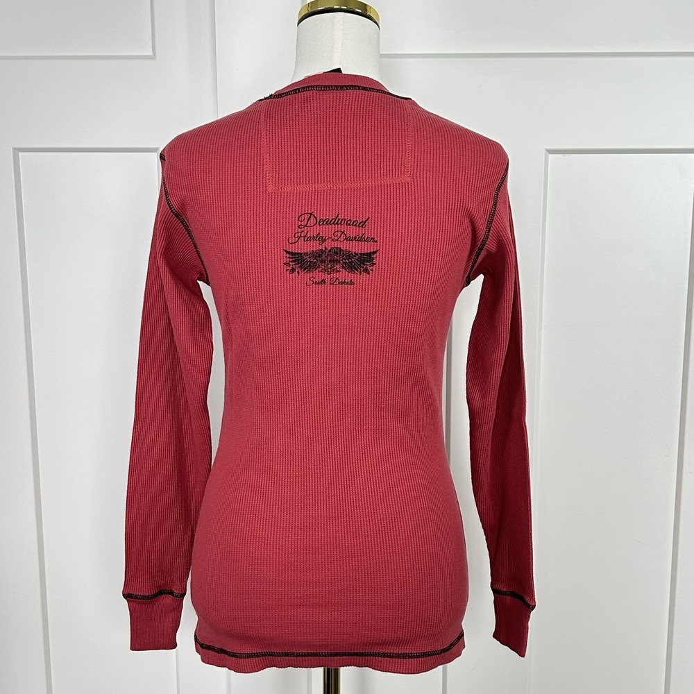 Women's Harley Davidson Deadwood SD MEDIUM - Red Long Sleeve Thermal NWOT - Picture 4 of 10
